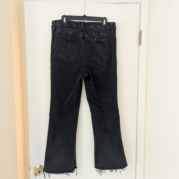 Good American black jeans, raw hem, button fly, kick crop - Size 14 - Picture 3 of 8